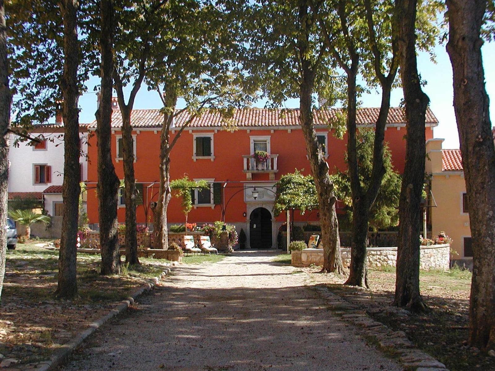 Apartments Lazzarini Battiala Nedeščina Exteriör bild